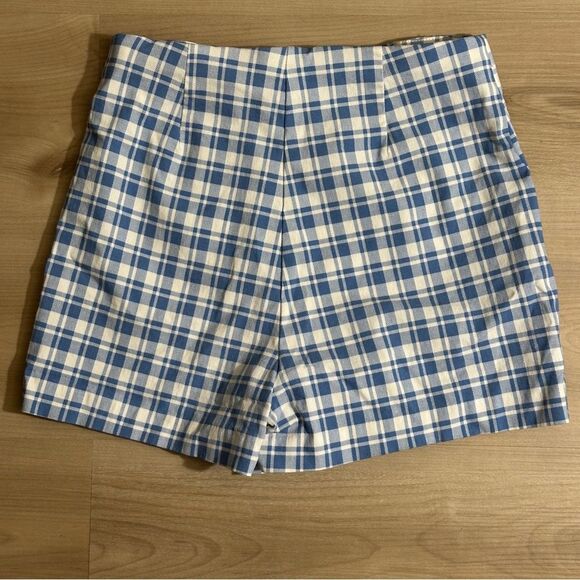 Joe B Light Blue and White Checked Skorts Size Small - Picture 3 of 6
